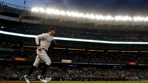 New York Yankees center fielder Aaron Judge (99) takes the field for the fourth inning against the Tampa Bay Rays at Yankee Stadium on Aug. 16, 2022.